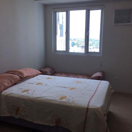 Mplace Condo Unit _ Panay Avenue, Quezon City, Philippines Manille Extérieur photo