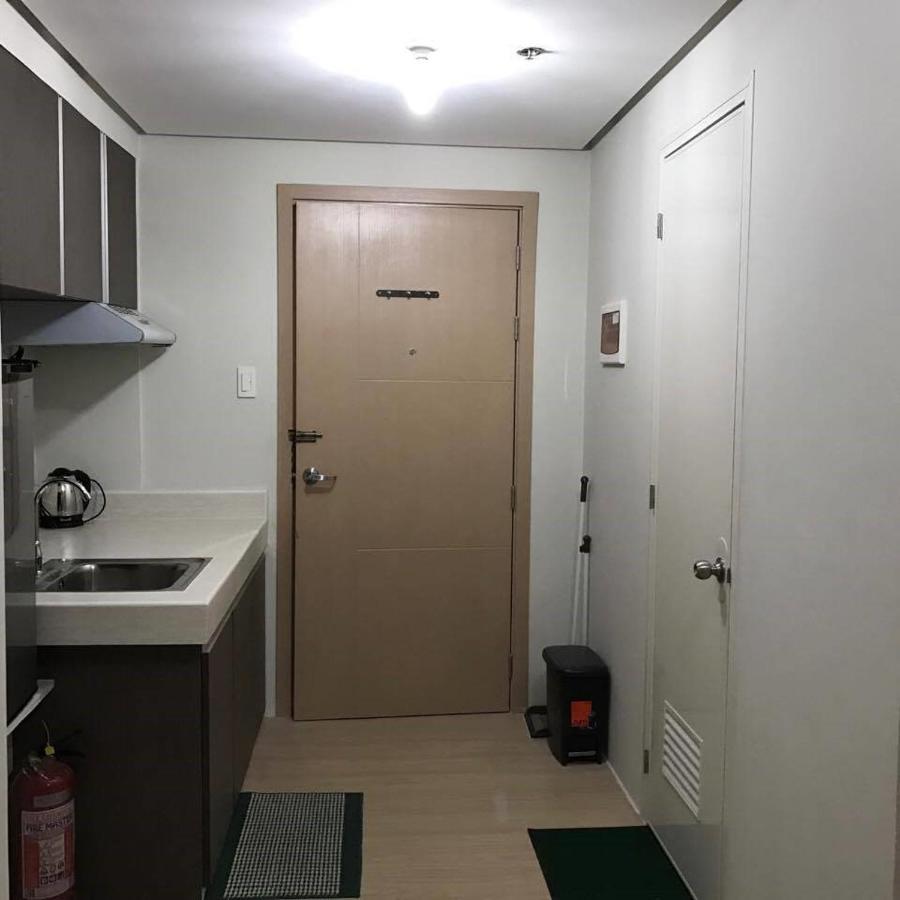 Mplace Condo Unit _ Panay Avenue, Quezon City, Philippines Manille Extérieur photo